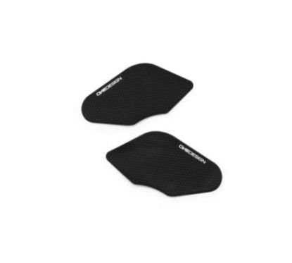 Autocollant lateral de reservoir Puig specifique pour Suzuki DL650 XT V-Strom 17/23 noir