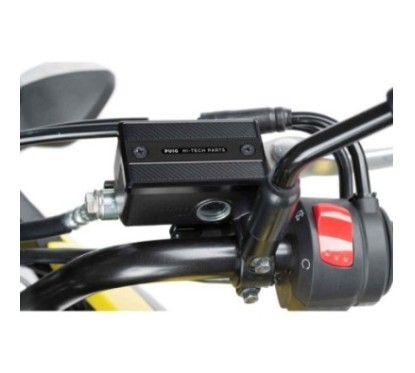 PUIG TAPPO SERBATOIO FLUIDO FRENO PER SUZUKI GSR750 ANNO 11'-16' COLORE NERO