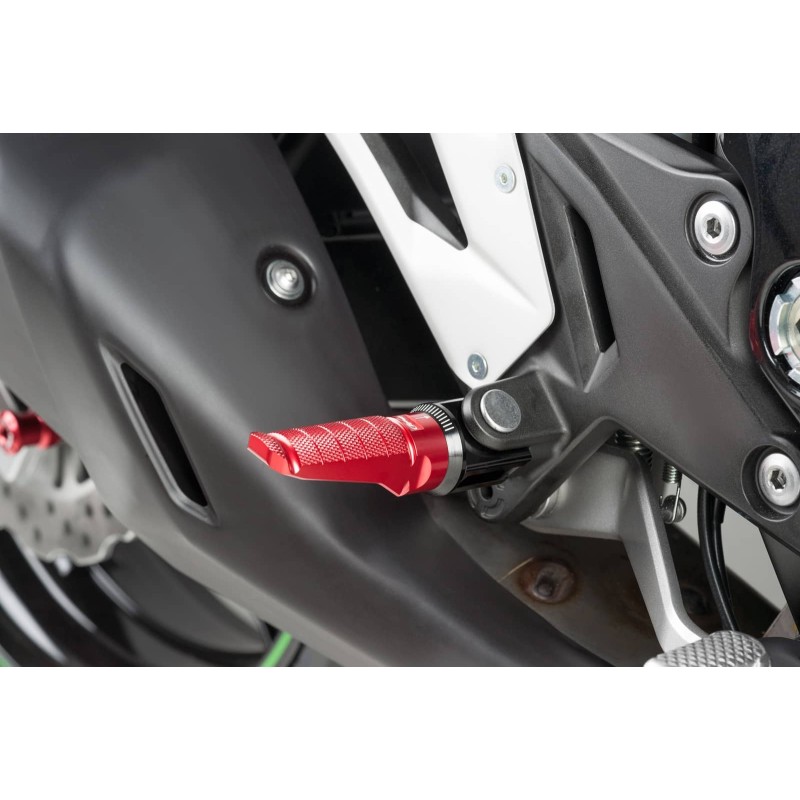 PUIG FOOTPEGS RACING MODEL COLOR RED - Dimensions: 72x27 mm. Weight: 90 g - 6301R