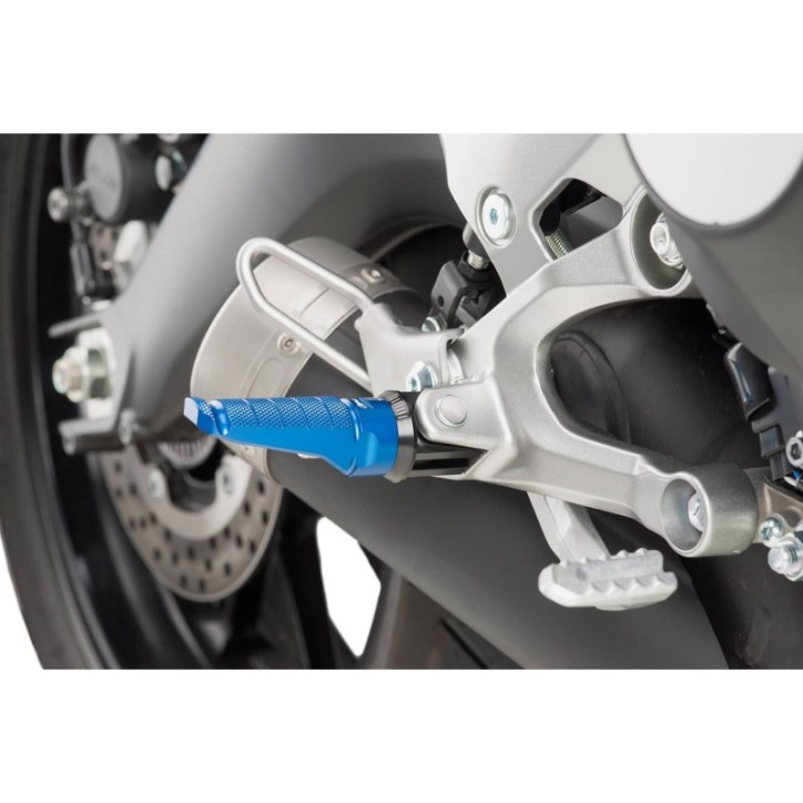 PUIG FOOTPEGS RACING MODEL BLUE COLOR - Dimensions: 72x27 mm. Weight: 90 gr