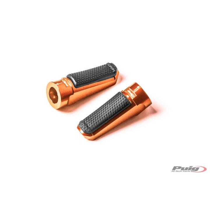 PUIG FOOTPEGS SPORT MODEL ORANGE COLOR - Dimensions: 72x27 mm. Weight: 90 gr