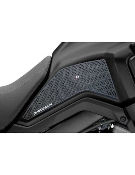 puig adesivo serbatoio specifico laterale per yamaha tracer 7 2023 nero