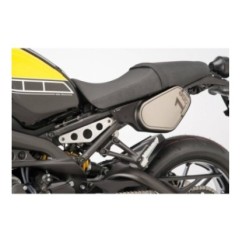 PUIG PLAQUES LATERALES RETRO YAMAHA XSR900 16-19 CARBON LOOK