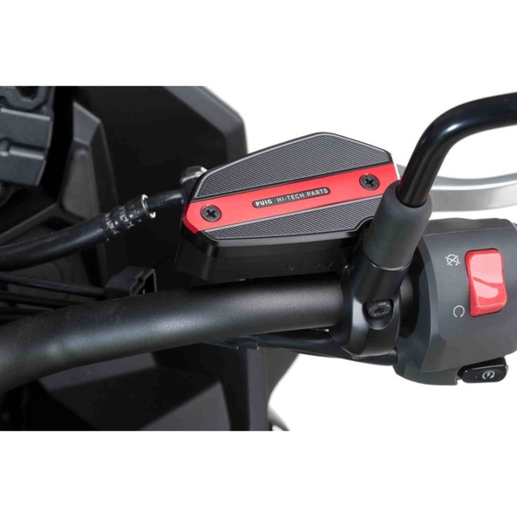 PUIG TAPPO SERBATOIO ANTERIORE PER FLUIDO FRENO KAWASAKI VERSYS 650 22-24 ROSSO