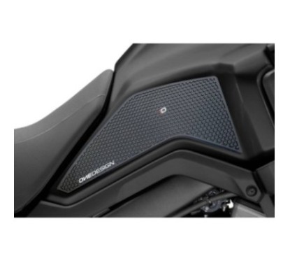 AUTOCOLLANT DE RESERVOIR LATERAL SPECIFIQUE PUIG APRILIA TUONO 660 FACTORY 22-24 NOIR