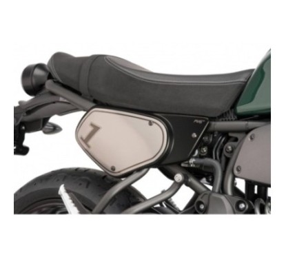 PUIG PANNELLI LATERALI RETRO YAMAHA XSR700 XTRIBUTE 19-20 CARBON LOOK